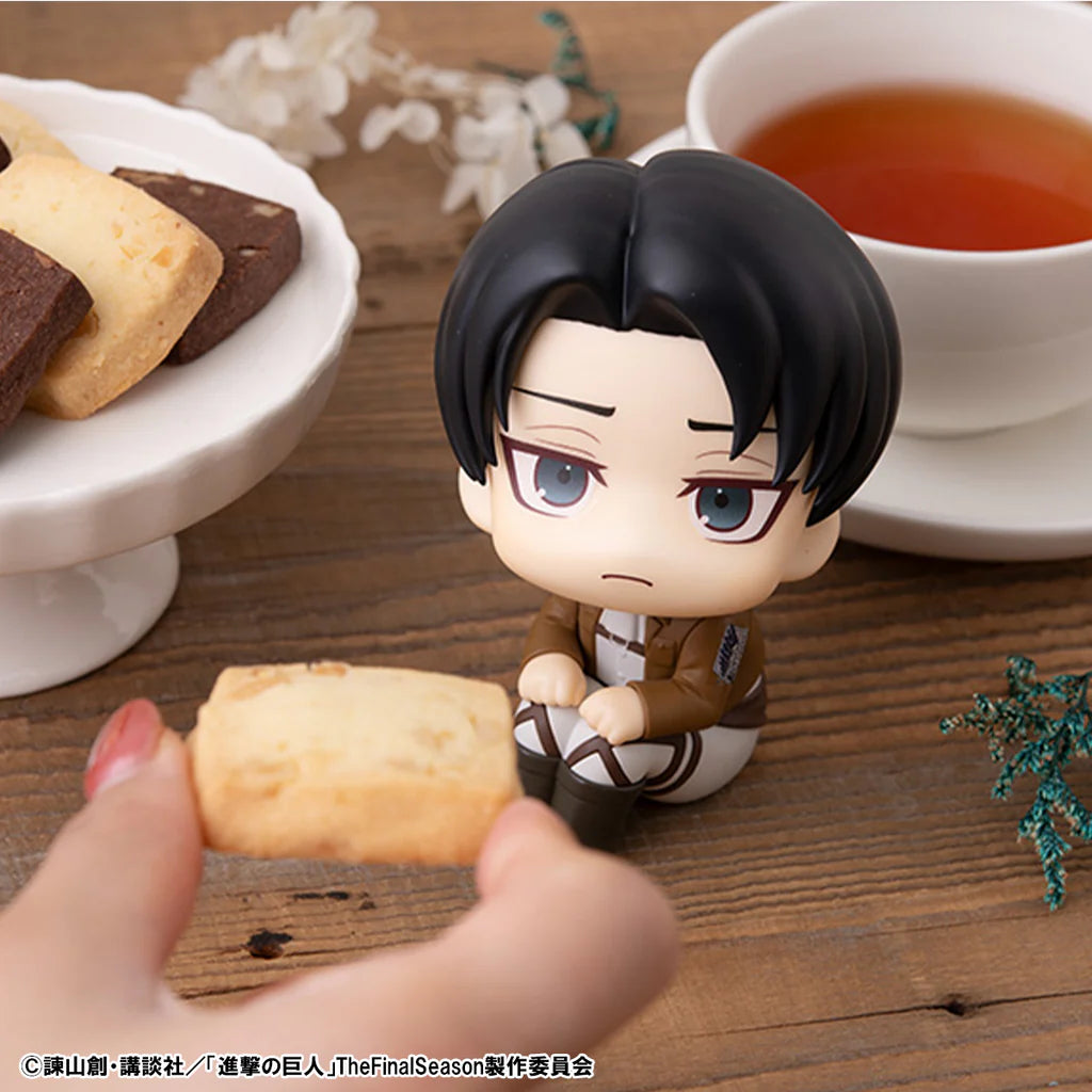Shingeki no Kyojin - Levi - Look Up (MegaHouse)